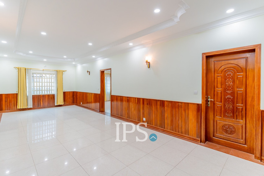 9 Bedroom Commercial Villa For Rent - BKK1, Phnom Penh