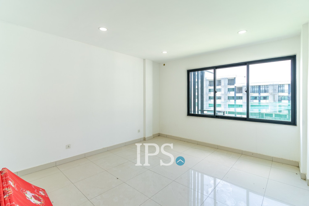 6 Bedroom Shophouse For Rent - Ta Khmau, Kandal Province - Image 20