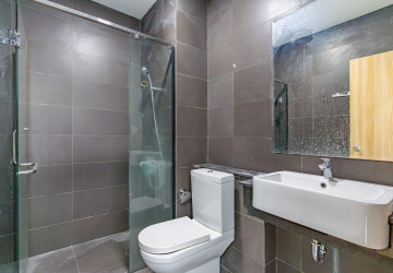 6 Bedroom Shophouse For Rent - Ta Khmau, Kandal Province thumbnail