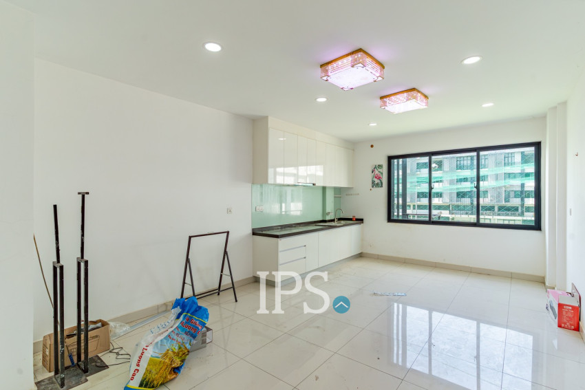6 Bedroom Shophouse For Rent - Ta Khmau, Kandal Province