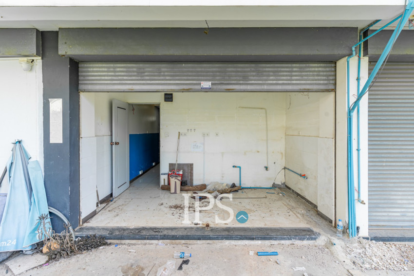 6 Bedroom Shophouse For Rent - Ta Khmau, Kandal Province