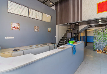 6 Bedroom Shophouse For Rent - Ta Khmau, Kandal Province thumbnail