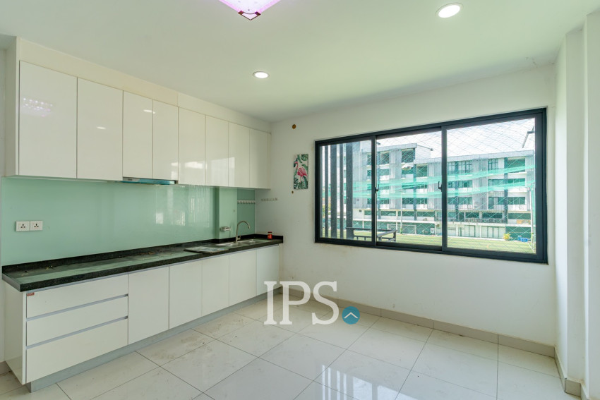 6 Bedroom Shophouse For Rent - Ta Khmau, Kandal Province