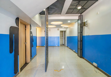 6 Bedroom Shophouse For Rent - Ta Khmau, Kandal Province thumbnail