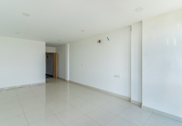 6 Bedroom Shophouse For Rent - Ta Khmau, Kandal Province thumbnail