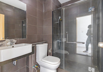 6 Bedroom Shophouse For Rent - Ta Khmau, Kandal Province thumbnail