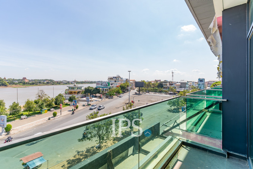 6 Bedroom Shophouse For Rent - Ta Khmau, Kandal Province