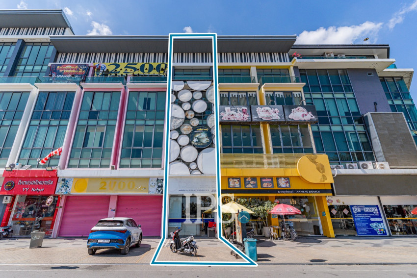 6 Bedroom Shophouse For Rent - Ta Khmau, Kandal Province