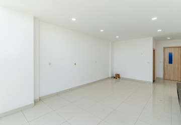 6 Bedroom Shophouse For Rent - Ta Khmau, Kandal Province thumbnail