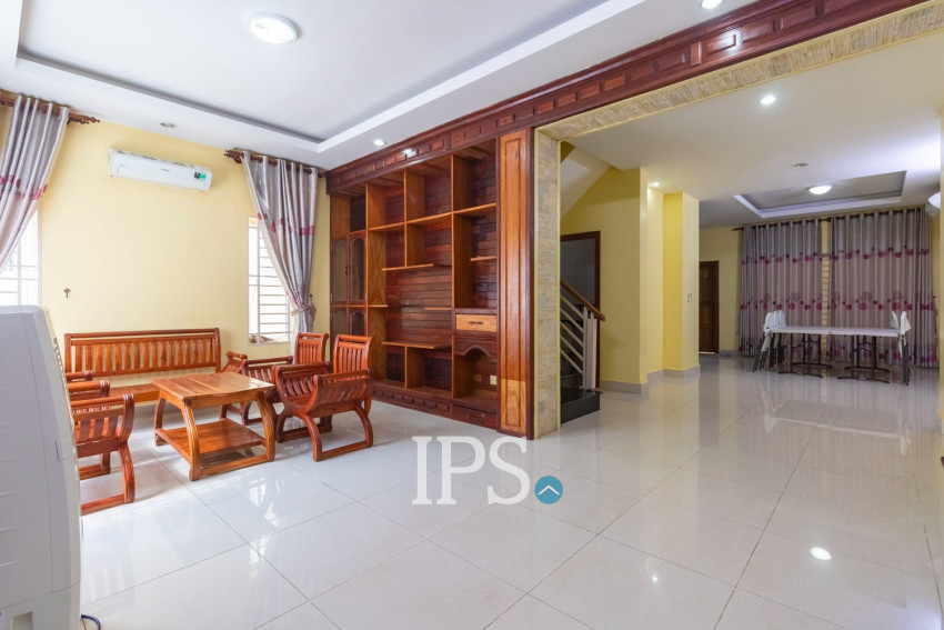 4 Bedroom House For Rent - Svay Dangkum, Siem Reap