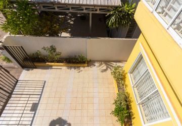 4 Bedroom House For Rent - Svay Dangkum, Siem Reap thumbnail