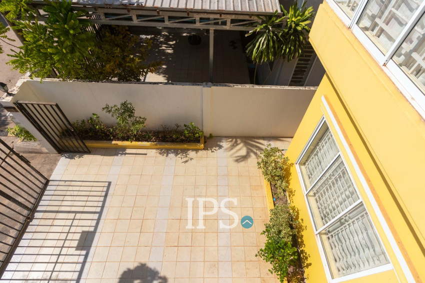 4 Bedroom House For Rent - Svay Dangkum, Siem Reap