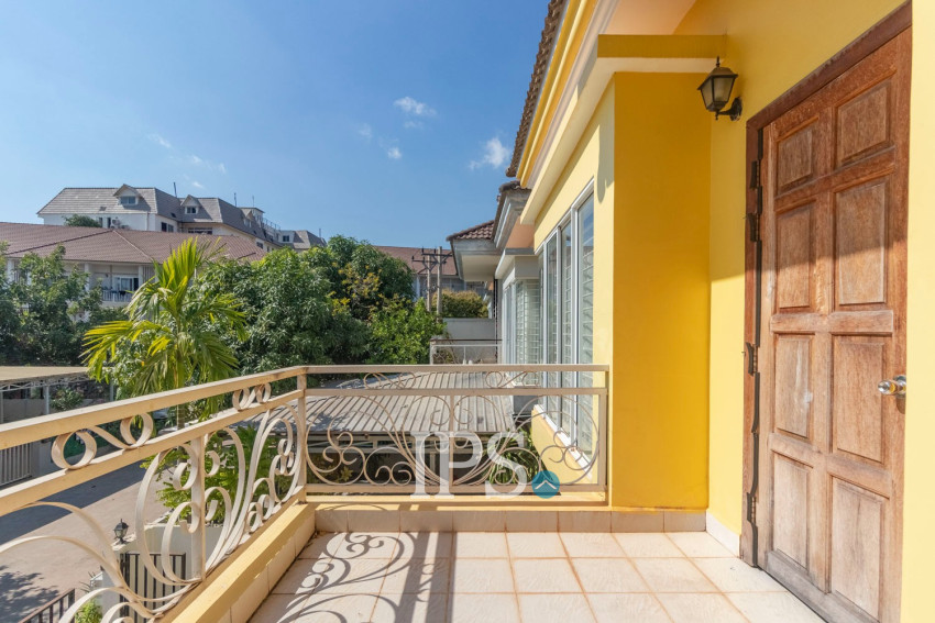 4 Bedroom House For Rent - Svay Dangkum, Siem Reap