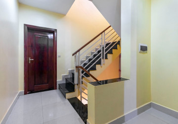 4 Bedroom House For Rent - Svay Dangkum, Siem Reap thumbnail