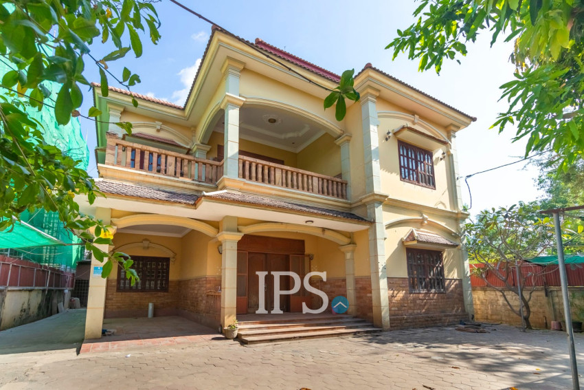 6 Bedroom House For Rent - Svay Dangkum, Siem Reap