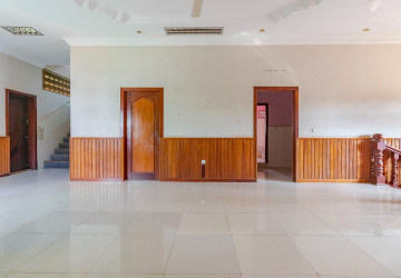 6 Bedroom House For Rent - Svay Dangkum, Siem Reap thumbnail