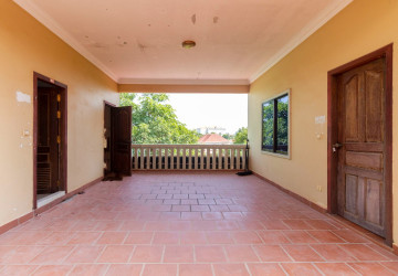 6 Bedroom House For Rent - Svay Dangkum, Siem Reap thumbnail