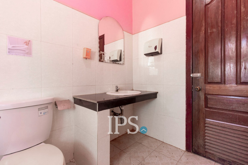 6 Bedroom House For Rent - Svay Dangkum, Siem Reap