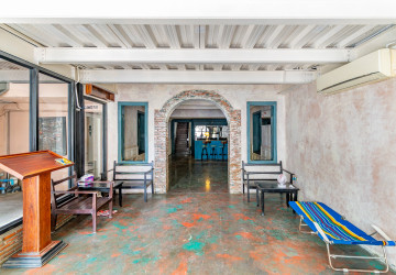 216 Sqm Retail Space For Rent - Toul Tum Poung 1, Phnom Penh thumbnail