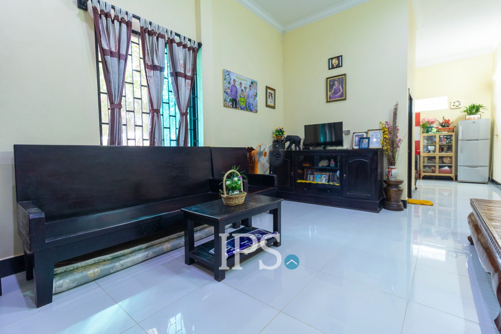 2 Bedroom House For Rent - Slor Kram, Siem Reap - Image 5