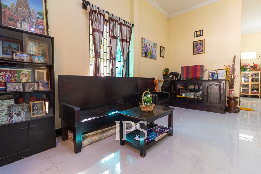 2 Bedroom House For Rent - Slor Kram, Siem Reap - Image 3