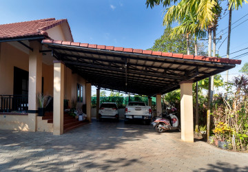 2 Bedroom House For Rent - Slor Kram, Siem Reap thumbnail