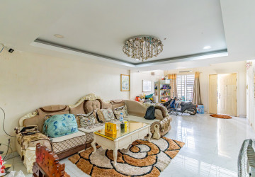 4 Bedroom Link House For Sale - Nirouth, Phnom Penh thumbnail