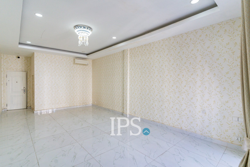 4 Bedroom Link House For Sale - Nirouth, Phnom Penh