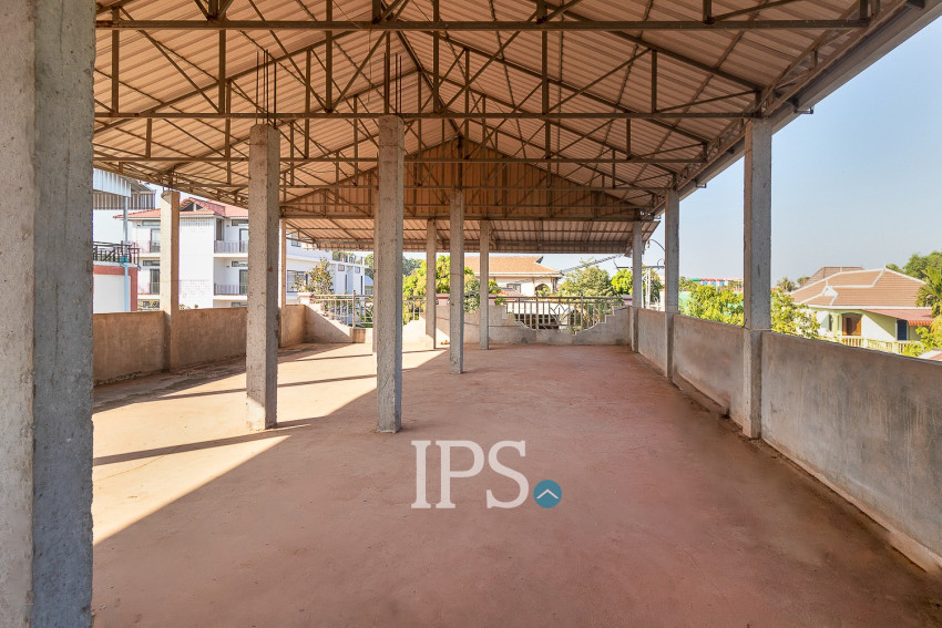 4 Bedroom House For Sale - Slor Kram, Siem Reap