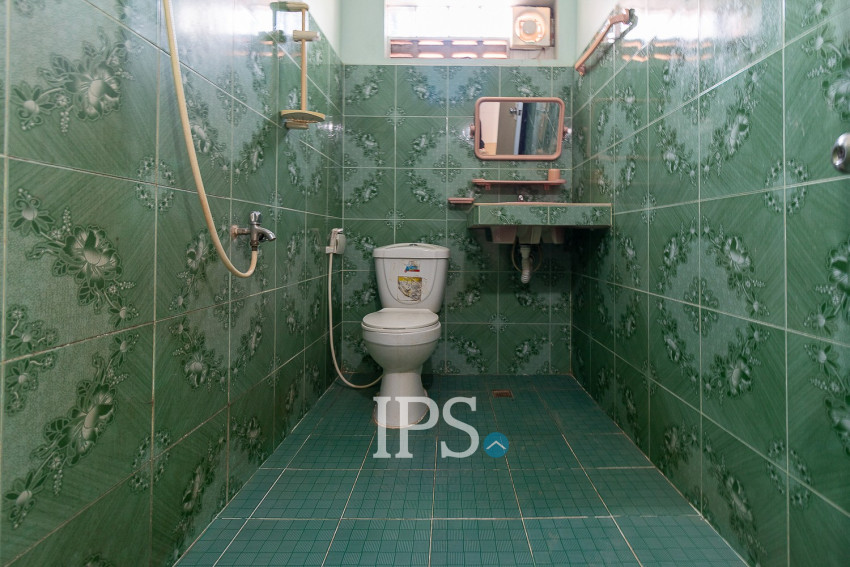 4 Bedroom House For Sale - Slor Kram, Siem Reap