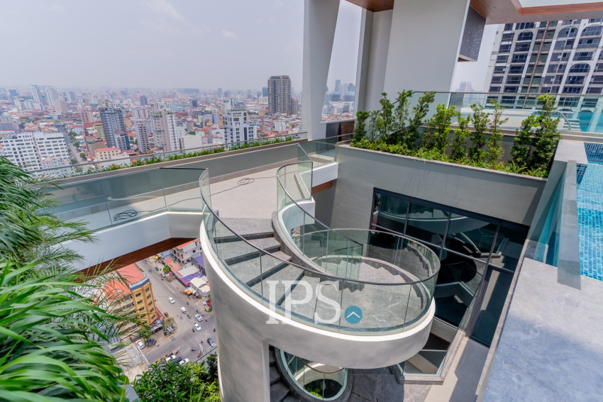 4 Bedroom Serviced Apartment For Rent - BKK1, Phnom Penh