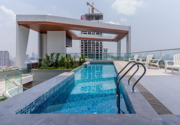 4 Bedroom Serviced Apartment For Rent - BKK1, Phnom Penh thumbnail