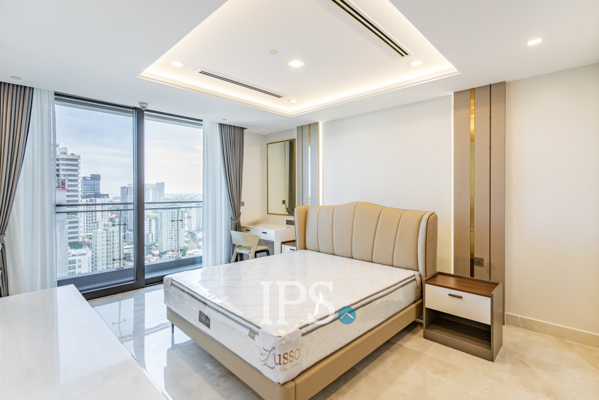 4 Bedroom Serviced Apartment For Rent - BKK1, Phnom Penh