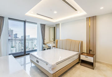 4 Bedroom Serviced Apartment For Rent - BKK1, Phnom Penh thumbnail