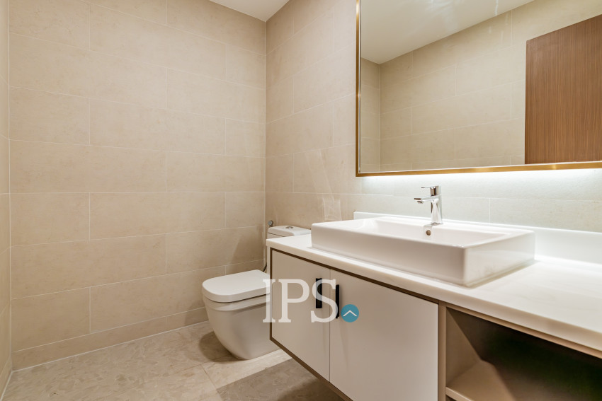 4 Bedroom Serviced Apartment For Rent - BKK1, Phnom Penh
