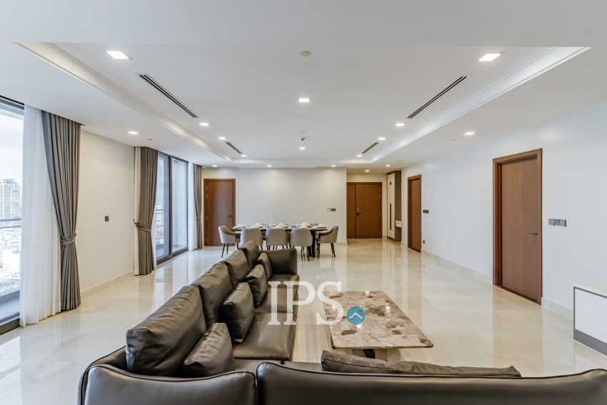 4 Bedroom Serviced Apartment For Rent - BKK1, Phnom Penh