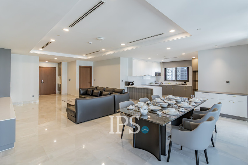 4 Bedroom Serviced Apartment For Rent - BKK1, Phnom Penh