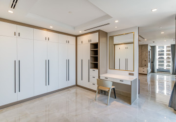 4 Bedroom Serviced Apartment For Rent - BKK1, Phnom Penh thumbnail