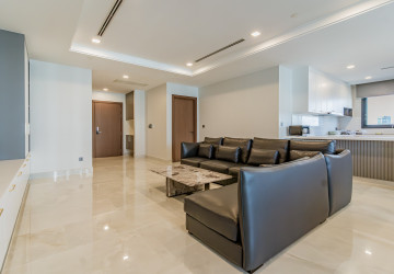 4 Bedroom Serviced Apartment For Rent - BKK1, Phnom Penh thumbnail