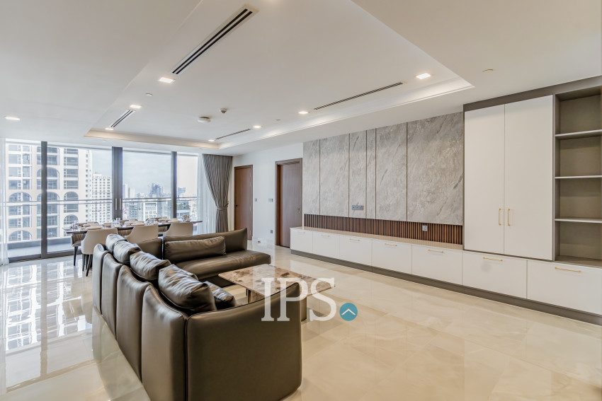 4 Bedroom Serviced Apartment For Rent - BKK1, Phnom Penh