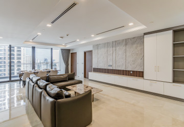 4 Bedroom Serviced Apartment For Rent - BKK1, Phnom Penh thumbnail