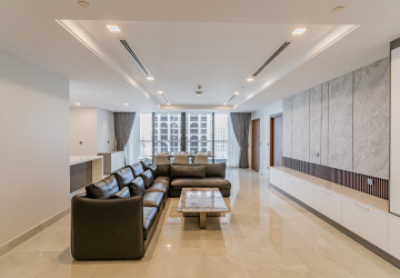 4 Bedroom Serviced Apartment For Rent - BKK1, Phnom Penh thumbnail