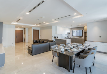 4 Bedroom Serviced Apartment For Rent - BKK1, Phnom Penh thumbnail