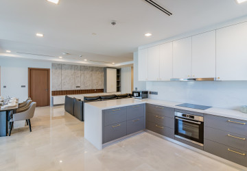 4 Bedroom Serviced Apartment For Rent - BKK1, Phnom Penh thumbnail