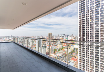 4 Bedroom Serviced Apartment For Rent - BKK1, Phnom Penh thumbnail