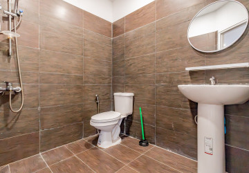 50 Sqm Studio Apartment For Rent - Chakto Mukh, Phnom Penh thumbnail