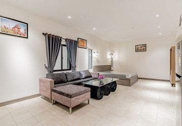 45 Sqm Studio Apartment For Rent - Chakto Mukh, Phnom Penh thumbnail