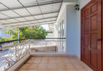 4 Bedroom House For Rent - Svay Dangkum, Siem Reap thumbnail