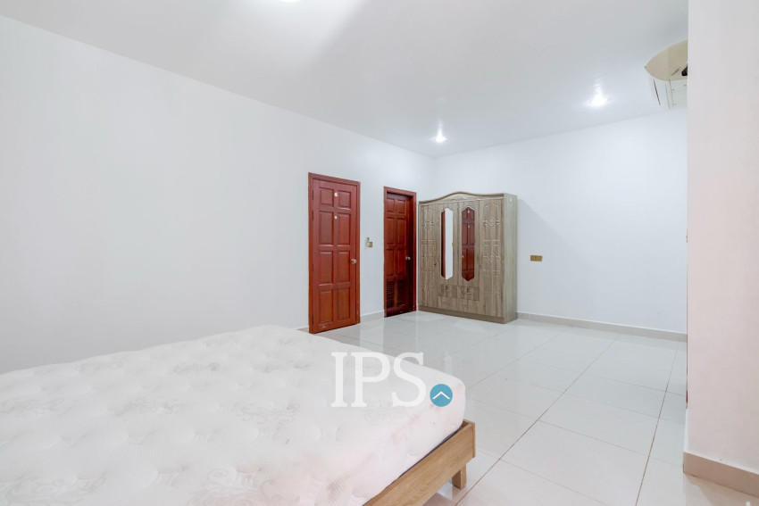 4 Bedroom House For Rent - Svay Dangkum, Siem Reap