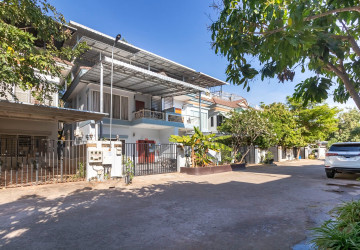 4 Bedroom House For Rent - Svay Dangkum, Siem Reap thumbnail